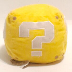 Super Mario Bros Nintendo Yellow Power UP Cube 4.5" x 4.5" Plush Makes Sounds